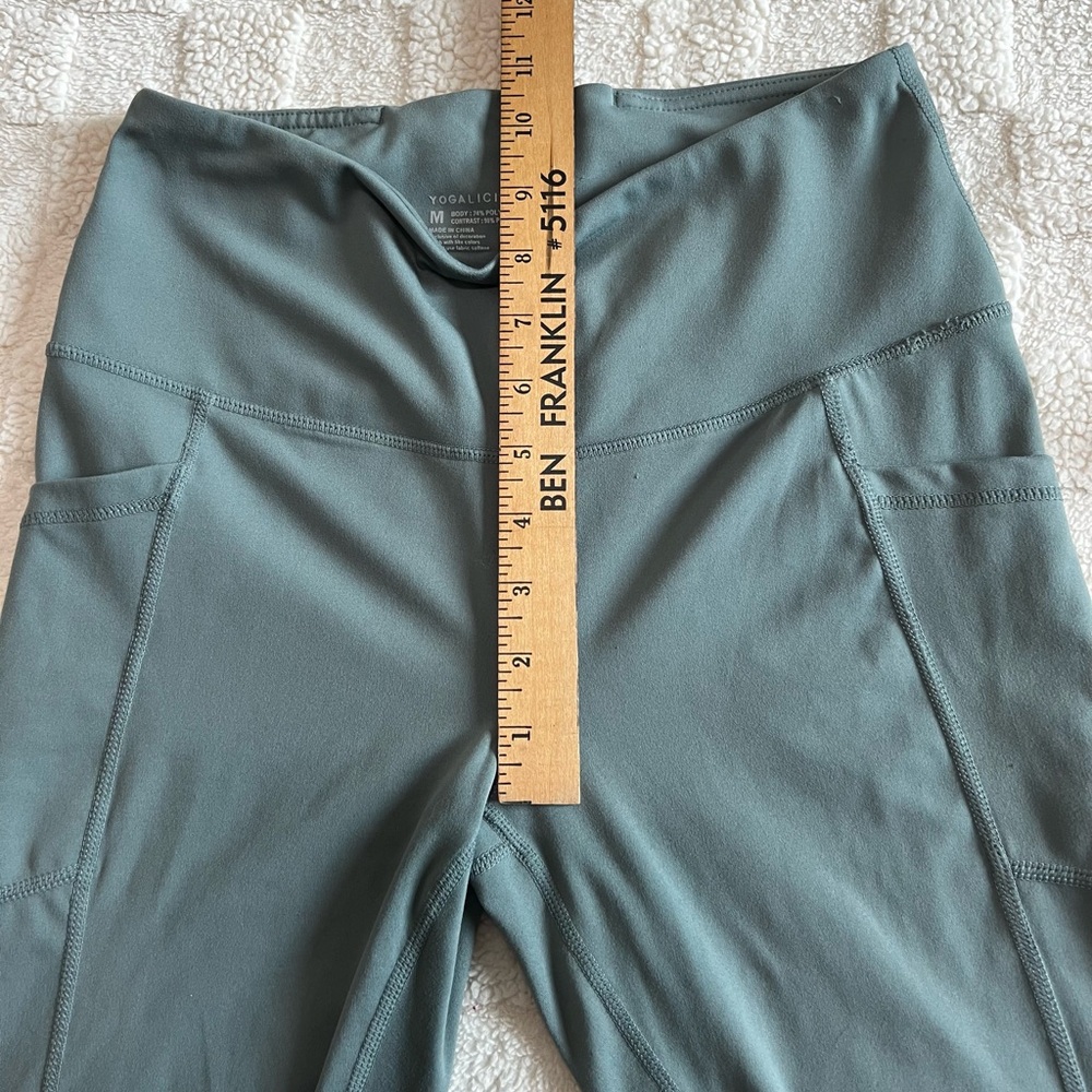 Yogalicious And New Balance Yoga Pants Bundle Size Medium - Picture 3 of 9